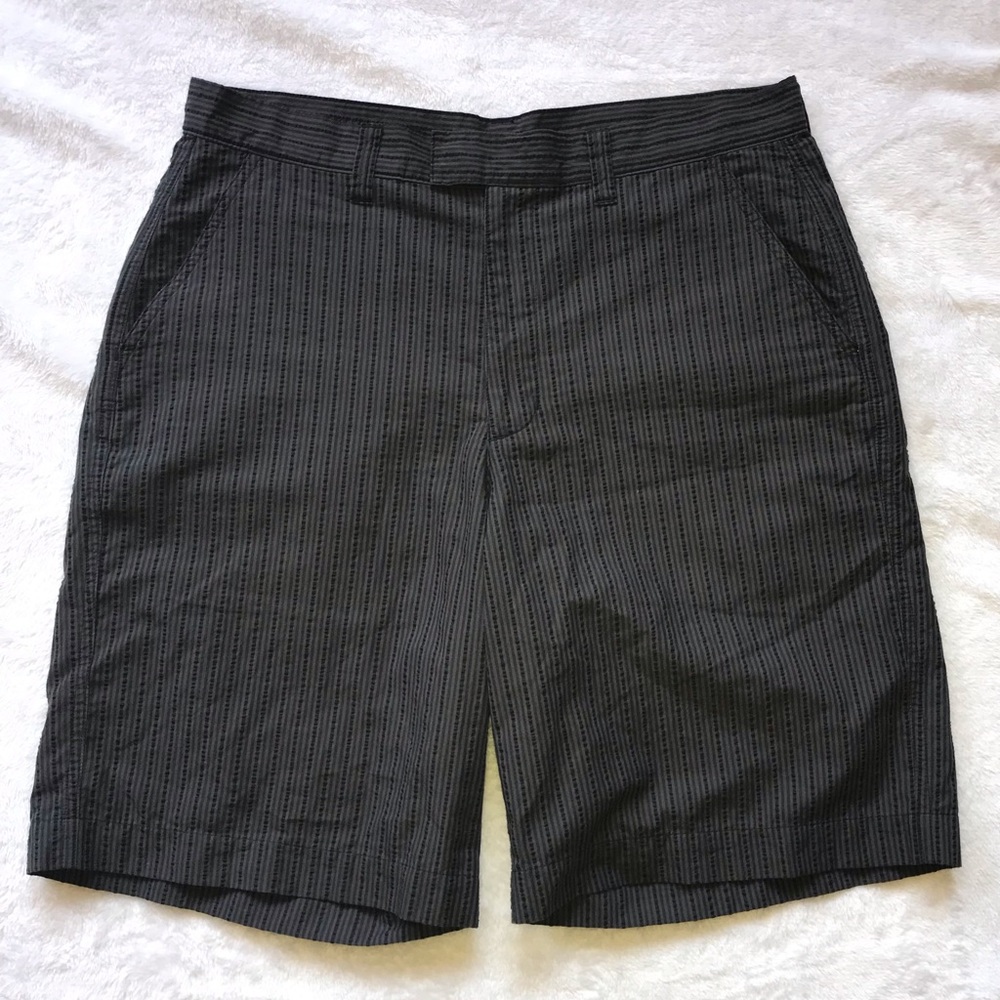 Patagonia Shorts Men’s Size 32